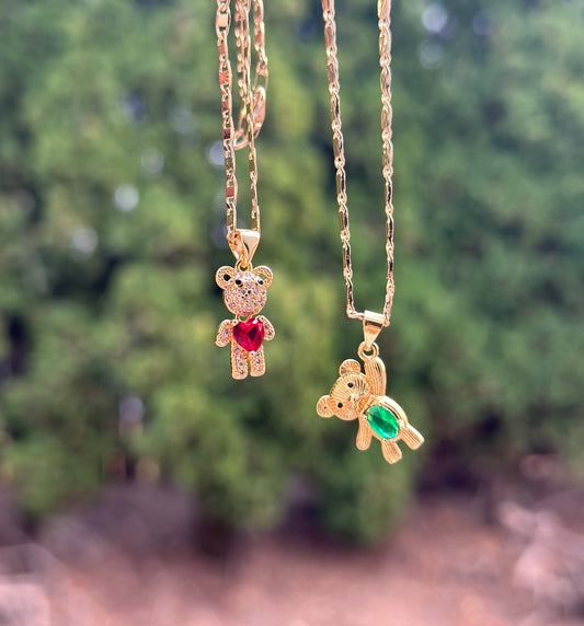 I want this teddy bear necklace